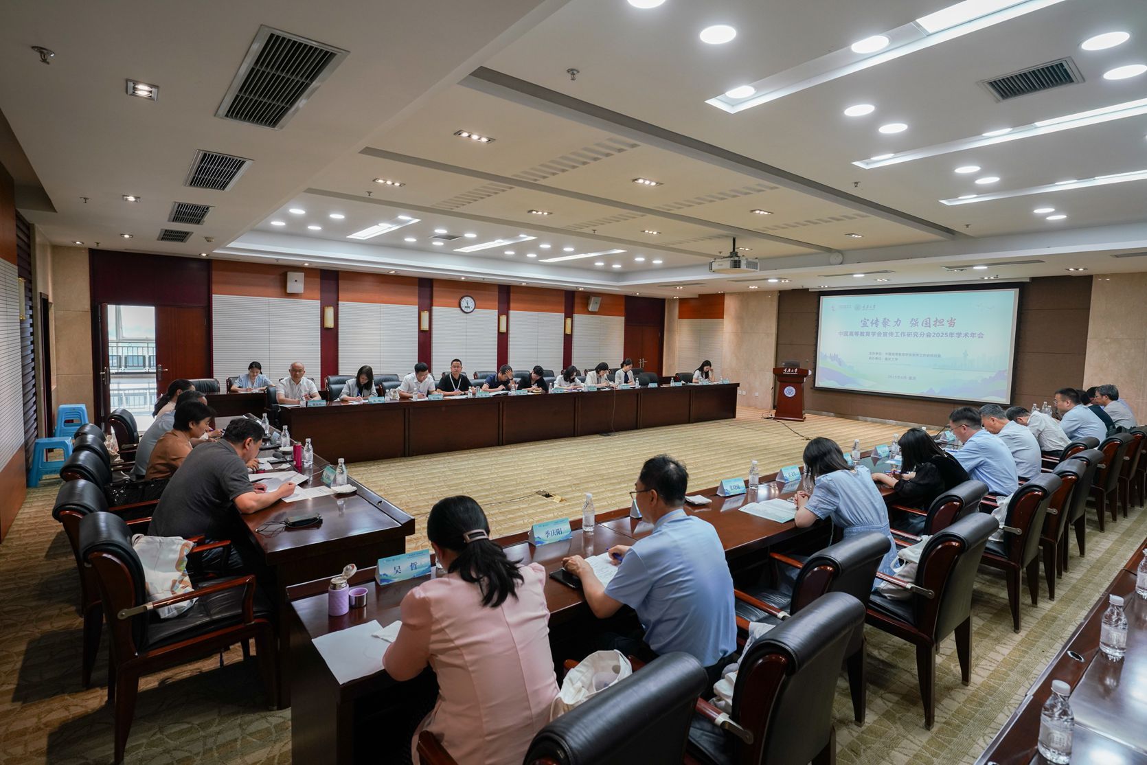 1749526238932586.jpg 思政理论_副本.jpg