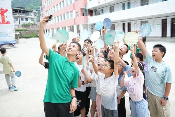 1756017782677529.jpg 90deade7-56f2-467c-9b26-14212d4d87a4.jpg