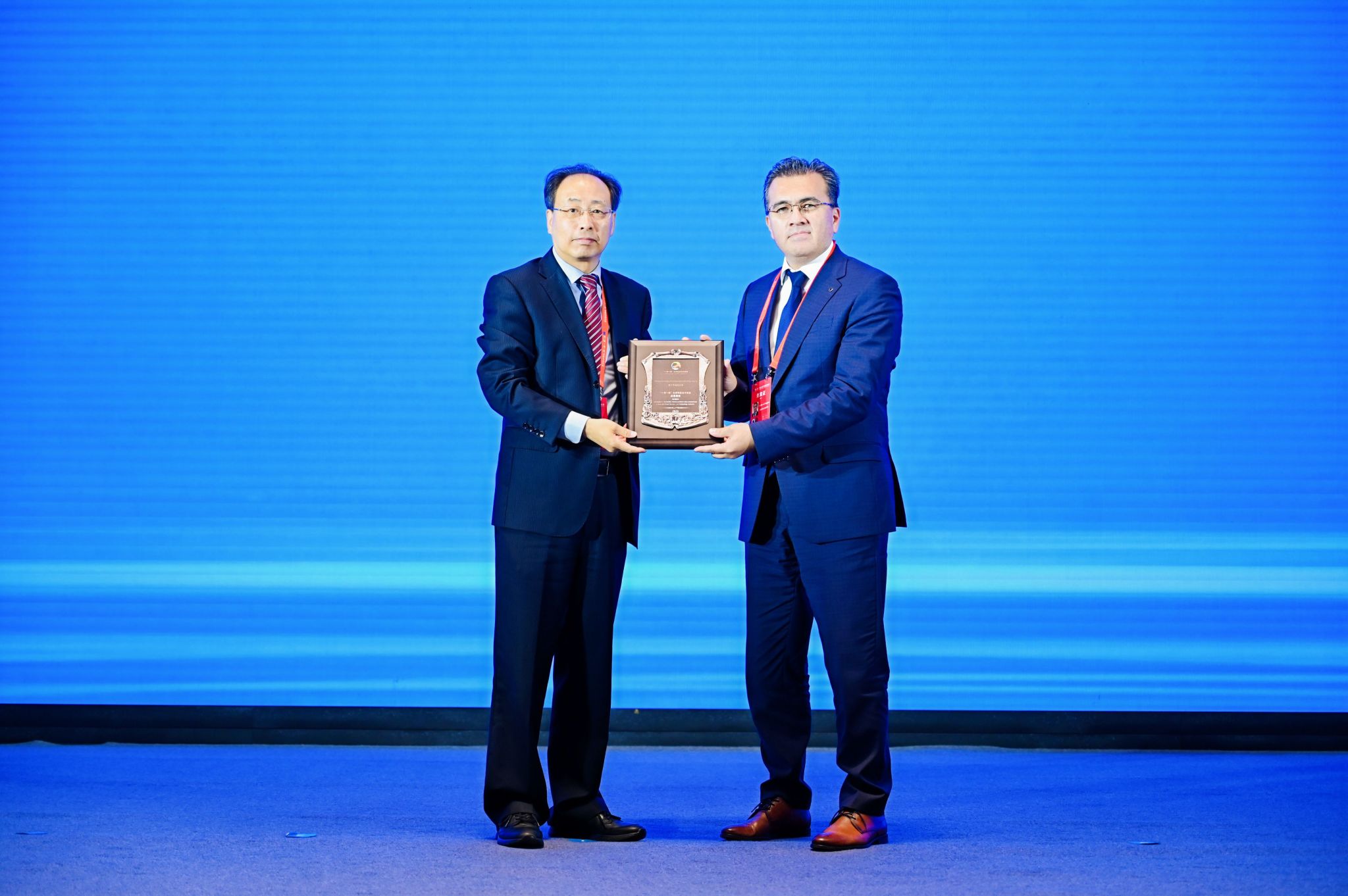 1749881868272187.jpg 3乌兹别克_副本.jpg